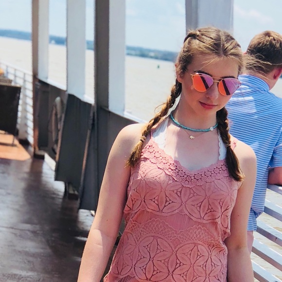 Meet your Posher, Erin - Picture 1 of 1